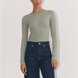 Everlane Luxe Rib Long Sleeve Crew, size small, in sagebrush